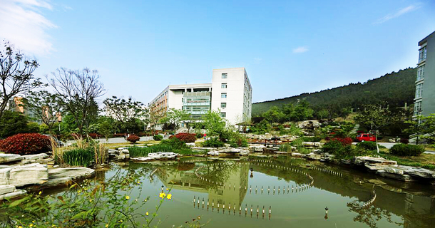 专业素质高，发展空间广阔！这里是江苏师范大学科文学院外语系