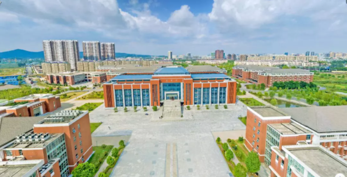 搭乘铁院号，走进美丽校园各二级学院