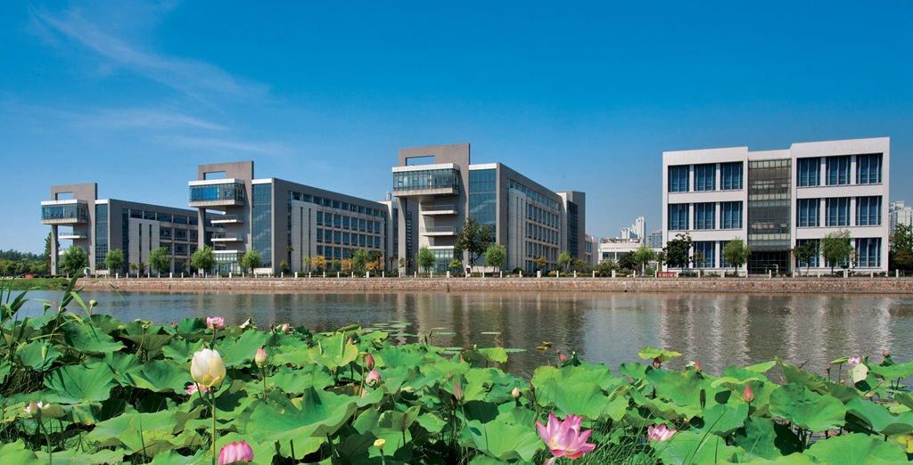 专业种类丰富，入学还能转专业！南通大学综评这样报！