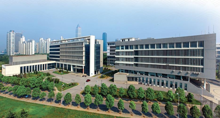 挂牌亮相！南通大学成立微电子学院（集成电路学院）