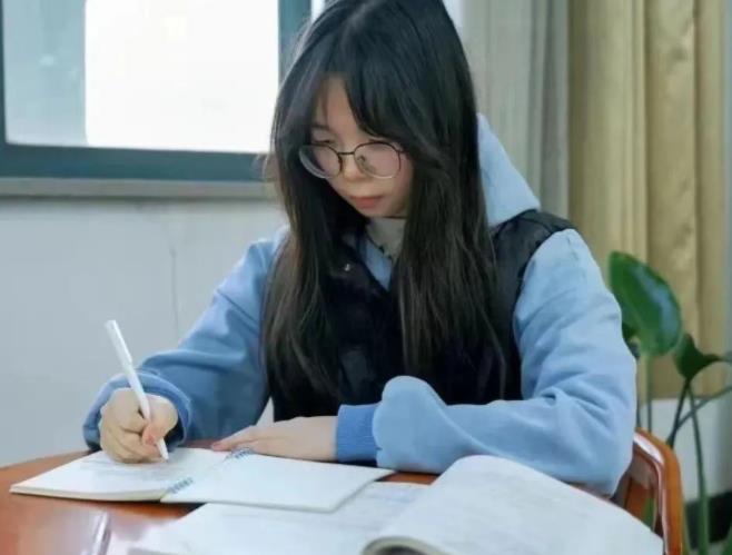 1705647247435407.jpg 无锡商业职业技术学院23.jpg