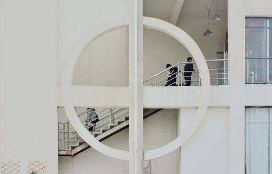 1705907504590066.jpg 南京交通职业技术学院几何之美14_副本.jpg