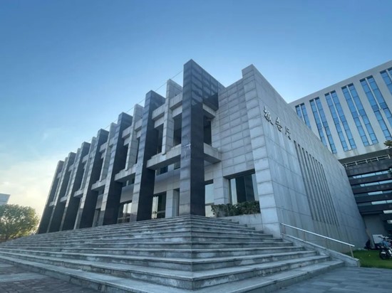 1705907611664348.jpg 南京交通职业技术学院几何之美16_副本.jpg