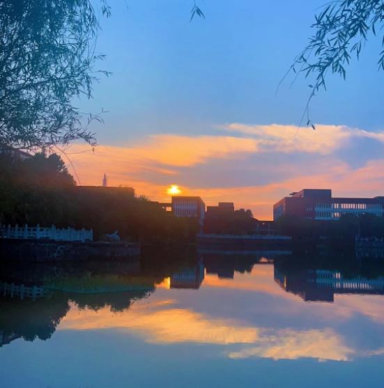 1705908395162213.jpg 邂逅江苏农牧科技职业学院的一天9.jpg