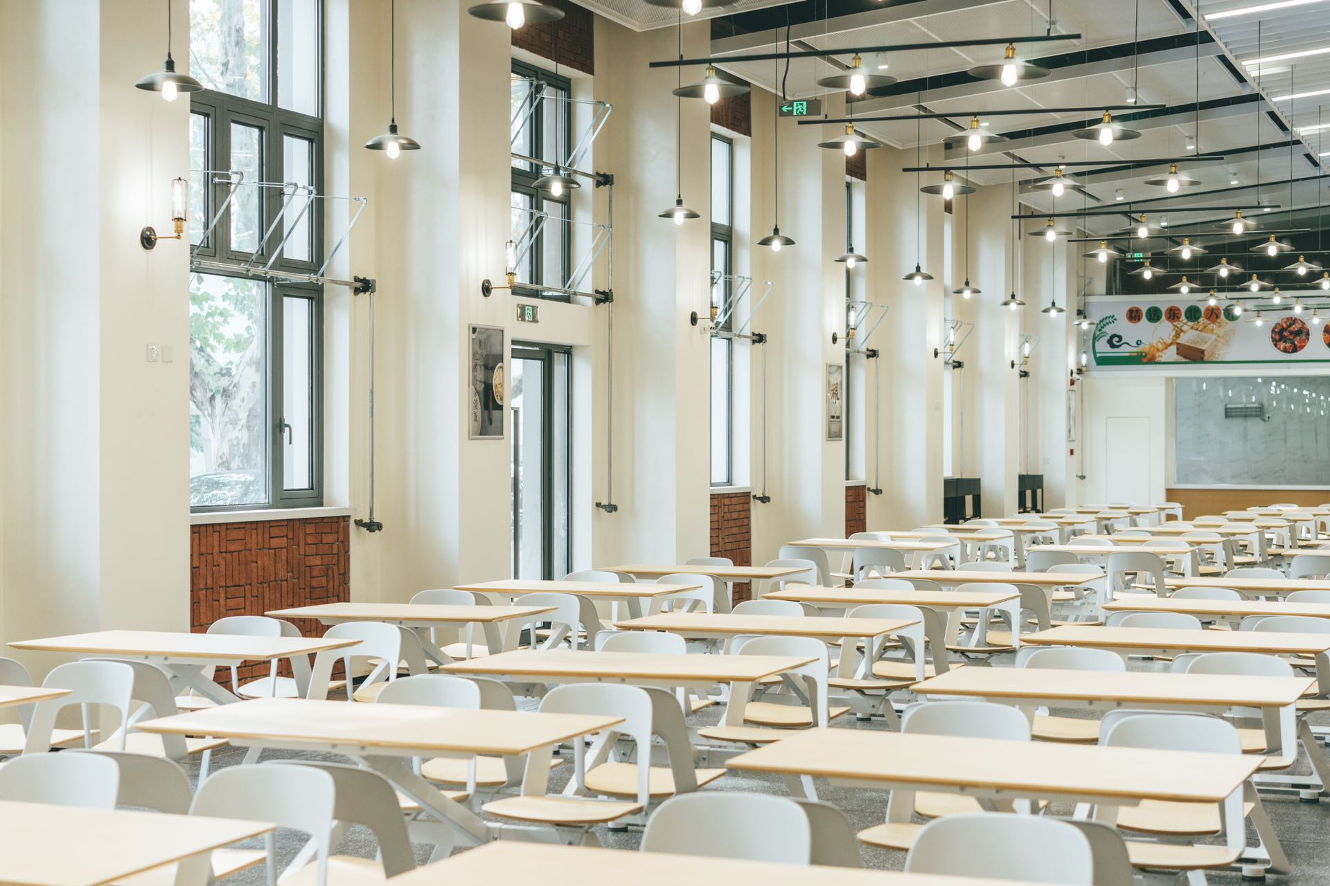 食堂2.jpg