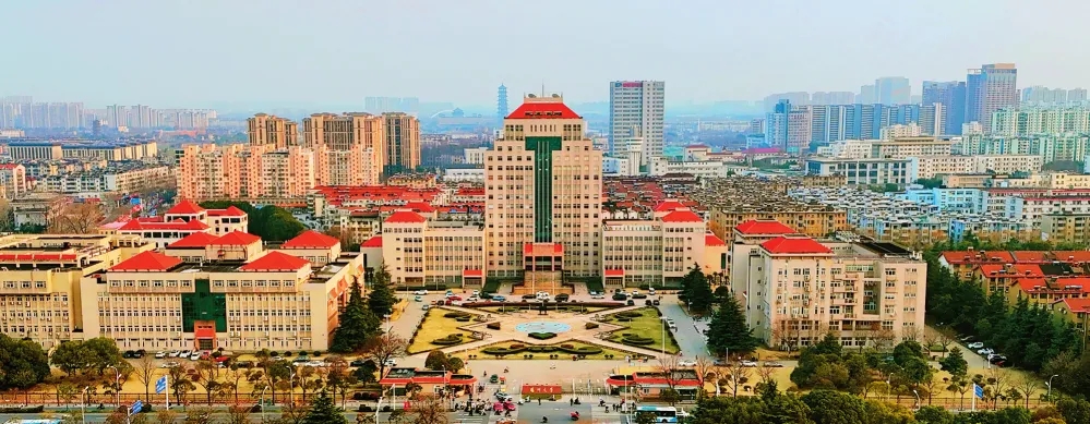 扬州大学与新华社江苏分社签署战略合作协议！