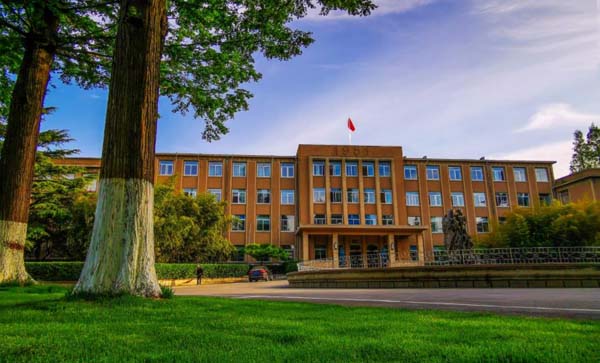 放弃已建好的新校区！这所独立学院，换址！