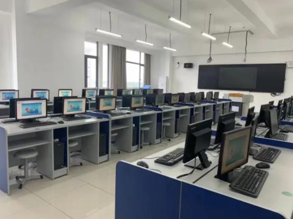 泰州职业技术学院经济与管理学院：大数据与会计专业7.jpg