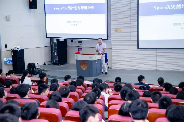 1721094010302270.jpg 【河西•高中】走进南大、东大、中科院……高中生提前开启大学“先修课程”14.jpg