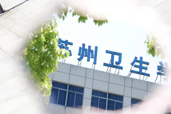 探寻苏卫校园中的“镜”6.webp_副本.jpg