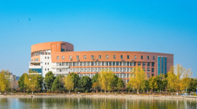 宿迁学院与华为签署深化合作协议！