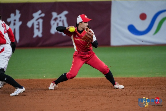 南工大江苏女垒卫冕中国垒球联赛冠军2_副本.jpg