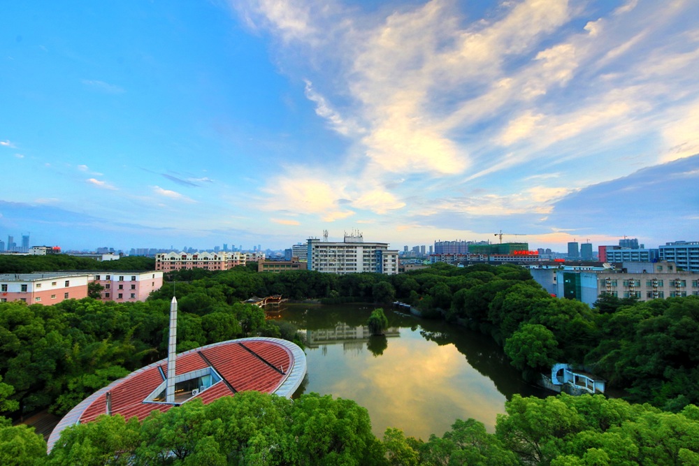 江西财经大学成立出国留学预备学院