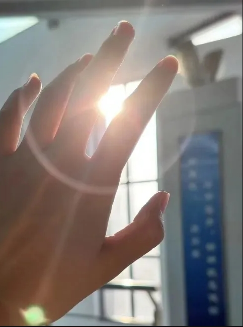 透过“缝隙”，看美好的苏卫校园生活！5.png