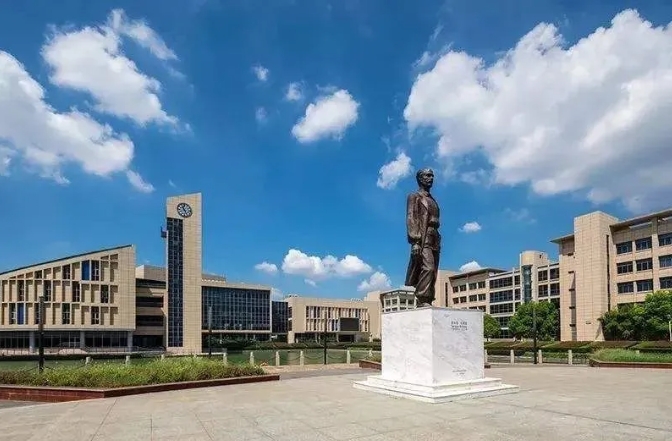 你理想中的大学，是怎样的？苏卫告诉你答案！24.png