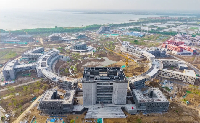 60亿新校区，变更建设主体！