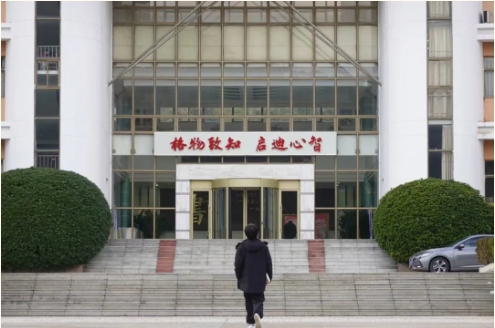 在无锡太湖学院，看见不一样的“门”！8.png