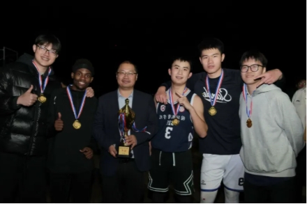 江苏理工学院 成长四镜：照见青春的光谱3.png