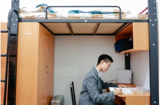 上海天华NCUK学习中心2025招生简章13.png