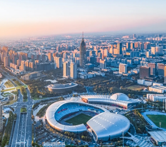 优选工程，共赴前程——常州工程学院2025年江苏高招报考指南6.png