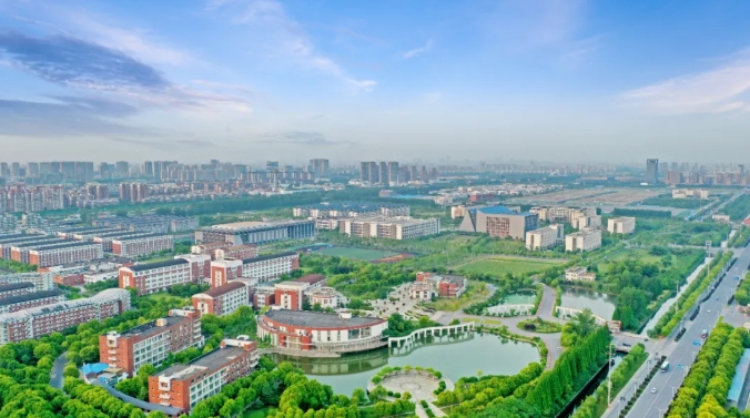 扬州大学2025年江苏省普通类本科批次平行志愿投档线