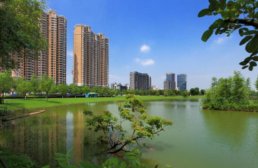 硅湖职业技术学院今年新开电竞、智能医疗等专业！80%毕业生长三角​就业
