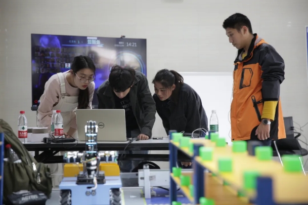 无锡商业职业技术学院——物联网与人工智能学院热门专业大揭秘13.png