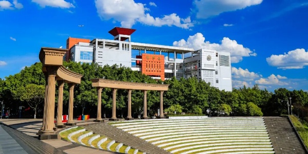 法学界“黄埔军校”，落户成都！