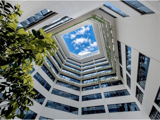 硅湖职业技术学院 从兴趣出发，让热爱发光2.png