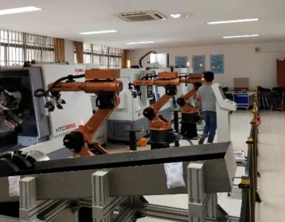 1766741615748314.png 扬州职业技术大学构建系统化育人体系 赋能新时代“智造工匠”培养3.png