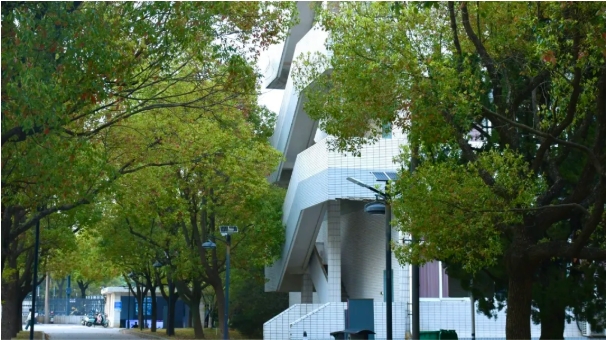 轻触，点亮江苏工院的春天！