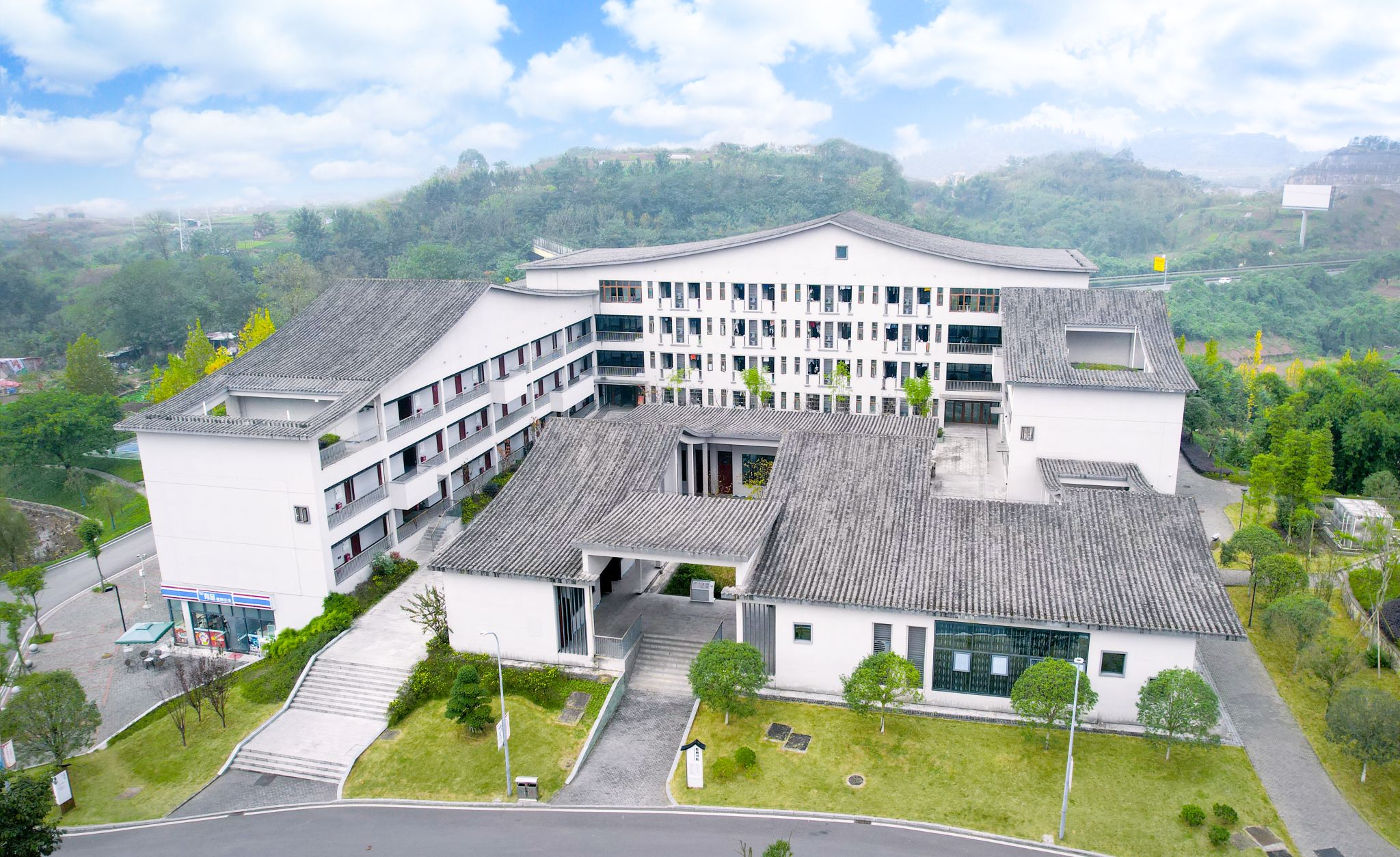 官方支持：这所大学校区，独立为高校！